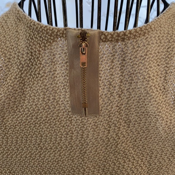 ~Forever 21~ Girl’s XL Gold Threaded Cream & Beige Top - Picture 4 of 6